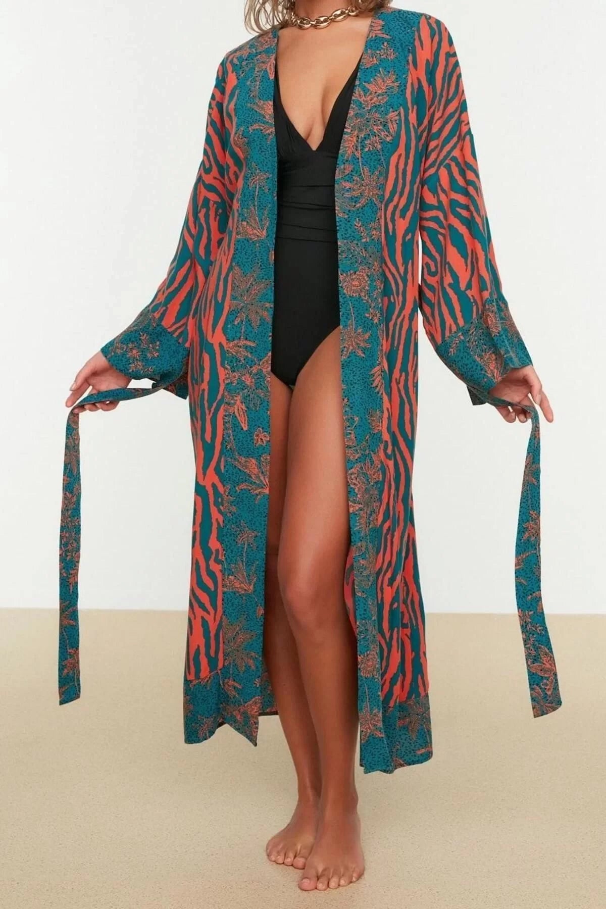 Fashion Woven Comfortable Long V Neck Standard Sleeve Shally Basic Animal Pattern Kimono Kaftan