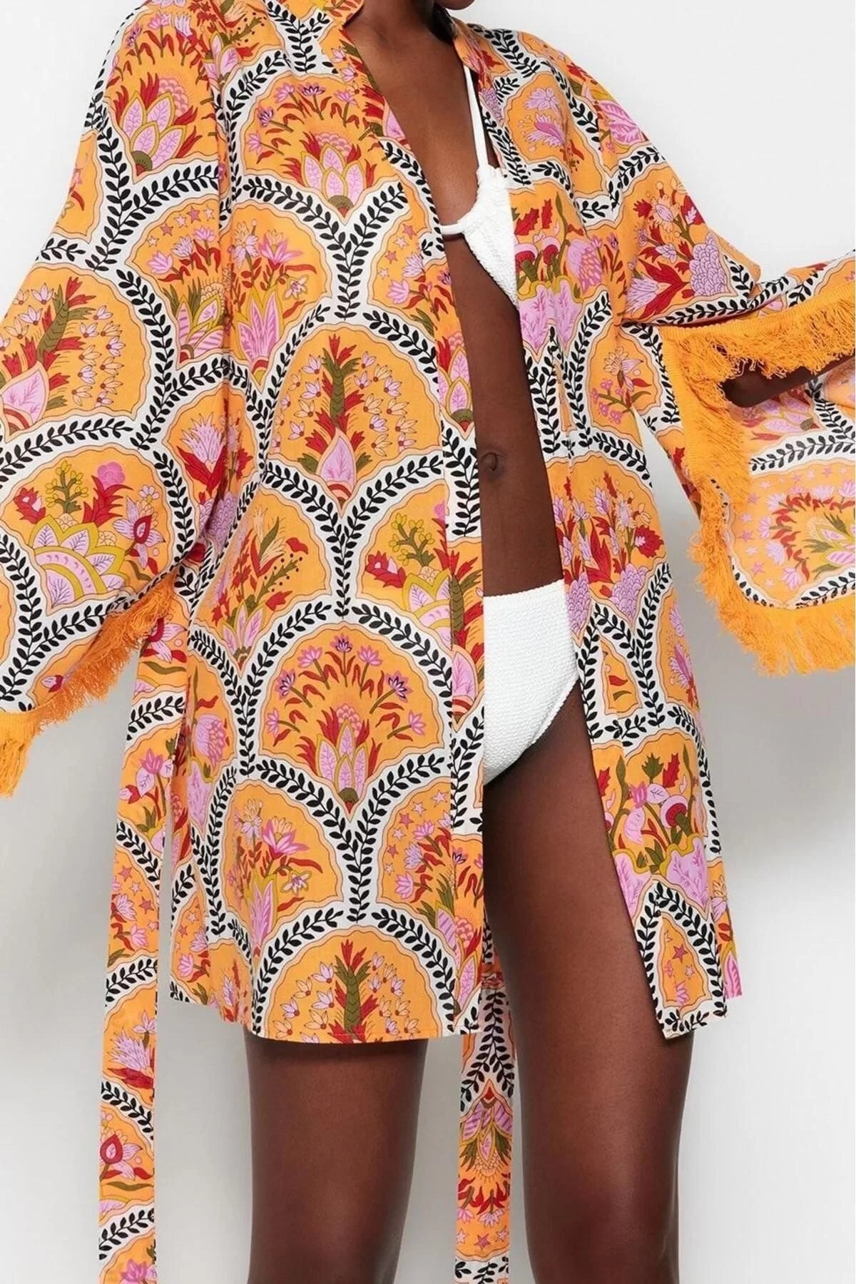 Fashion Woven Regular Pattern Crop V Neck Spanish Sleeve Voile Basic Floral Pattern Kimono Kaftan