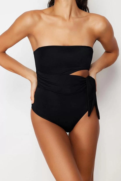 Women Fashion Off Shoulder Strap Brief Collar Black Strapless Cut Out Windowed Regular Swimsuit