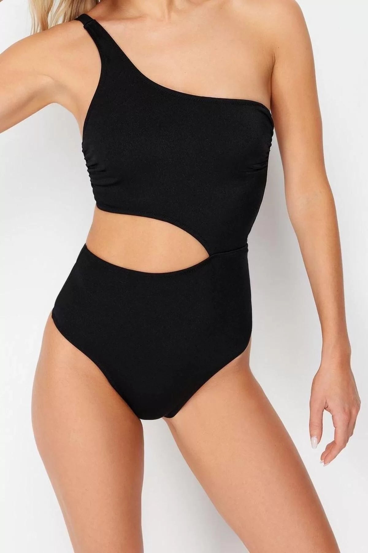 Women Fashion Throw Cap Cut Out Single Sleeve Carmen Collar Black One Shoulder Cut Out Windowed Regular Swimsuit