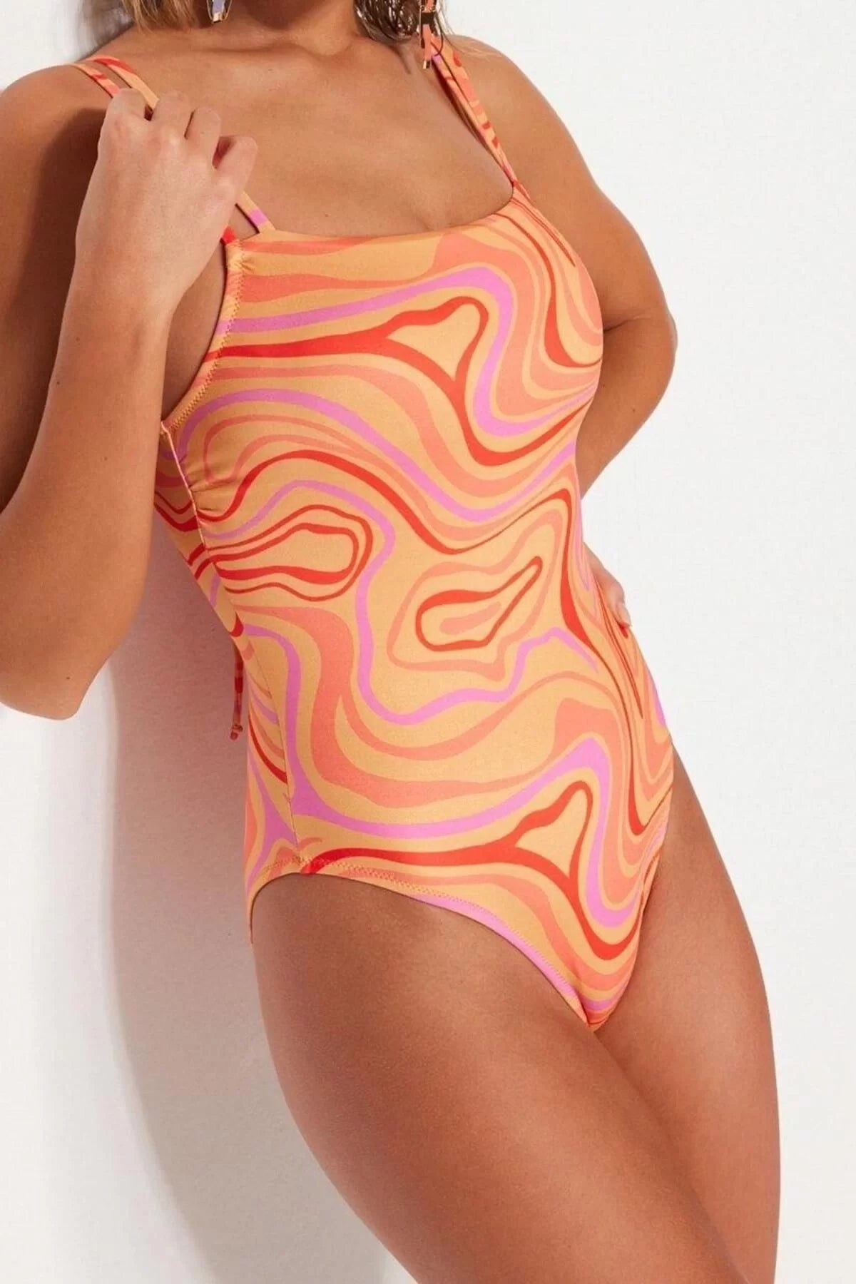 Women Fashion Throwback Cap Strap Square Neck Abstract Patterned Piping Regular Swimsuit