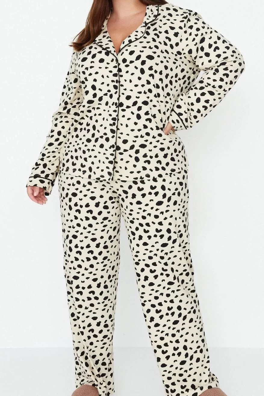 Stylish Comfortable Plus Size Long Sleeve Tube Animal Patterned Knitted Pajama Set