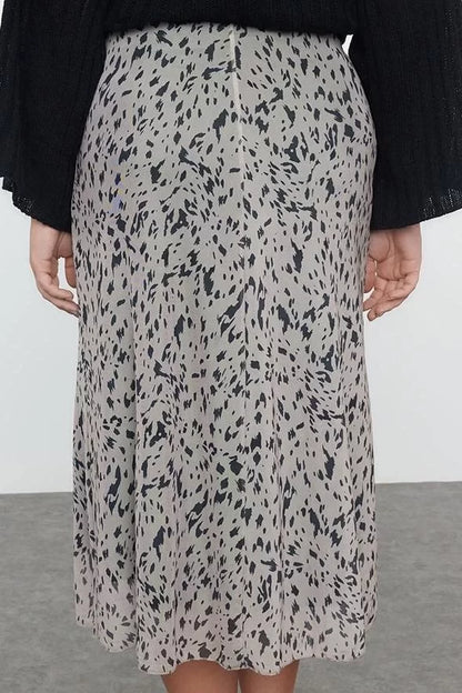 Modern Style Plus Size Unlined Knitted Midi Length Animal Patterned Knitted Skirt