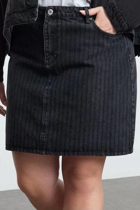 Modern Style Plus Size Unlined Denim Mini Length More Sustainable Striped Mini Denim Skirt