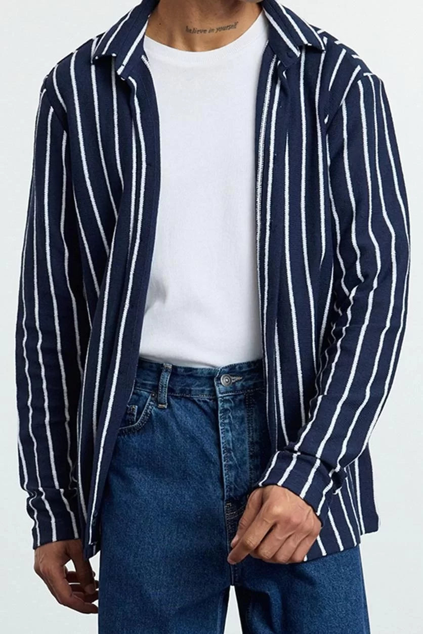 Stylish Striped Pattern Shirt Collar Regular Fit Fake Knitwear Winter Shirt