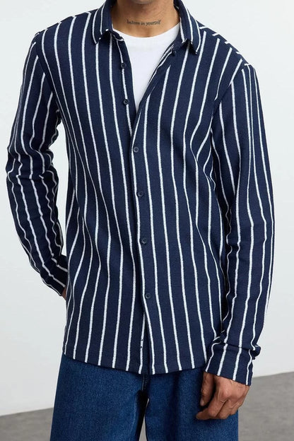 Stylish Striped Pattern Shirt Collar Regular Fit Fake Knitwear Winter Shirt