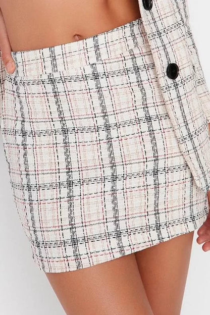 Modern Style Unlined Woven Mini Length Plaid Patterned Tweed Fabric Mini Woven Skirt