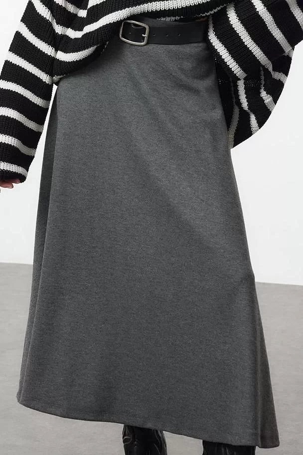 Modern Style Unlined Knitted Midi Length A Cut Bell Cut Midi Brushed Flexible Knit Skirt