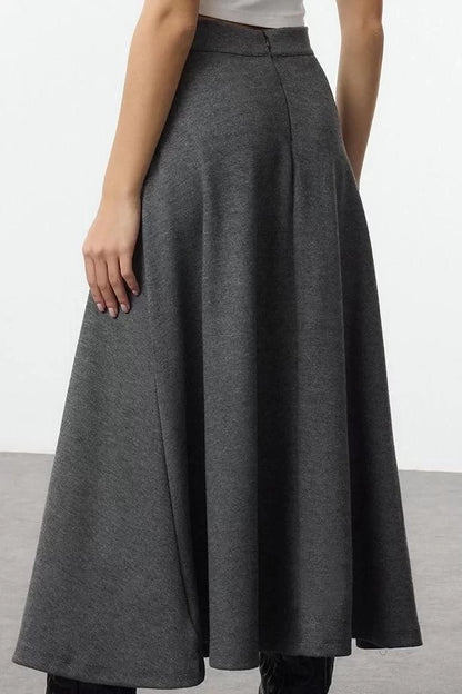 Modern Style Unlined Knitted Midi Length A Cut Bell Cut Midi Brushed Flexible Knit Skirt