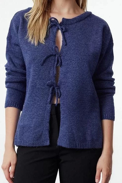 Style Modern Women Regular Standard Sleeve Crew Neck Soft Texture Ribbon Knitwear Sweater-Cardigan