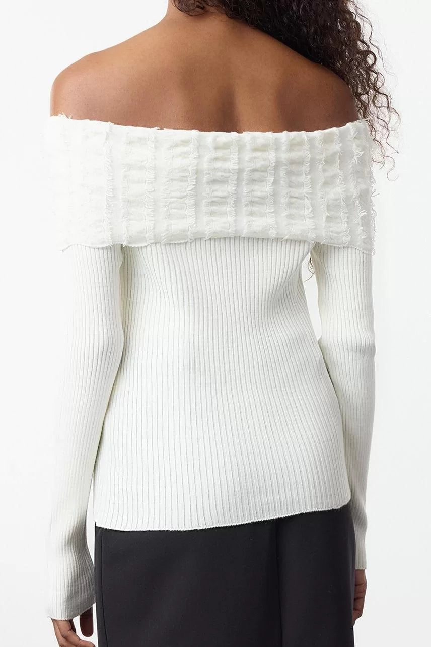 Style Modern Women Regular Standard Sleeve Carmen Collar Draped Detail Knitwear Sweater