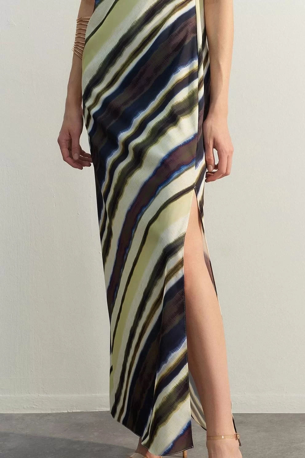 Fashion Sleeveless Halter Neck Multicolor Tie Dye Patterned Straight Cut Sleeveless Maxi Lined Satin Woven Dress