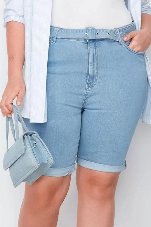 Plus Size Fashion Denim High Waist Skinny Leg Casual Light Blue Belted Flexible Skinny Denim Shorts