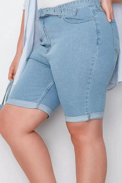 Plus Size Fashion Denim High Waist Skinny Leg Casual Light Blue Belted Flexible Skinny Denim Shorts