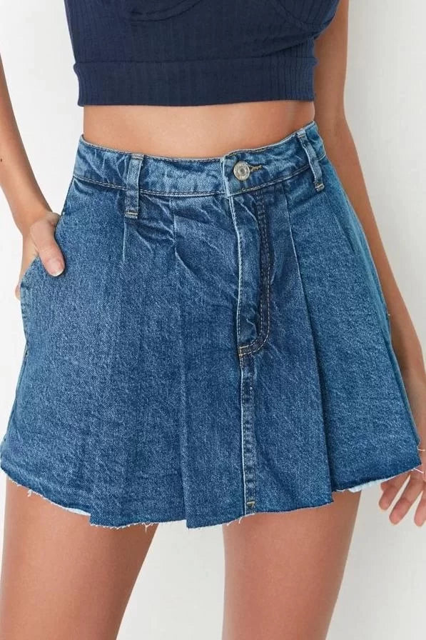 Fashion Denim Low Waist Wide Leg Casual White Pleated Normal Waist Shorts Skirt