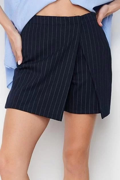 Fashion Knitted Normal Waist Straight Leg Day/Night Navy Blue Striped Mini High Waist Shorts Skirt